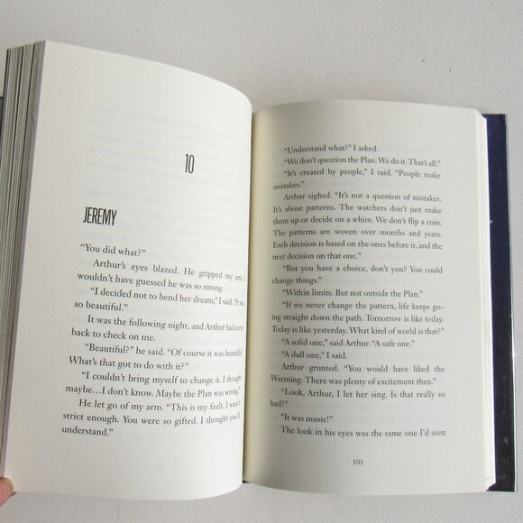 Dream Bender Hardcover Book By Ronald Kidd (Author) Reading age: ‎9 - 12 year - Picture 9 of 10